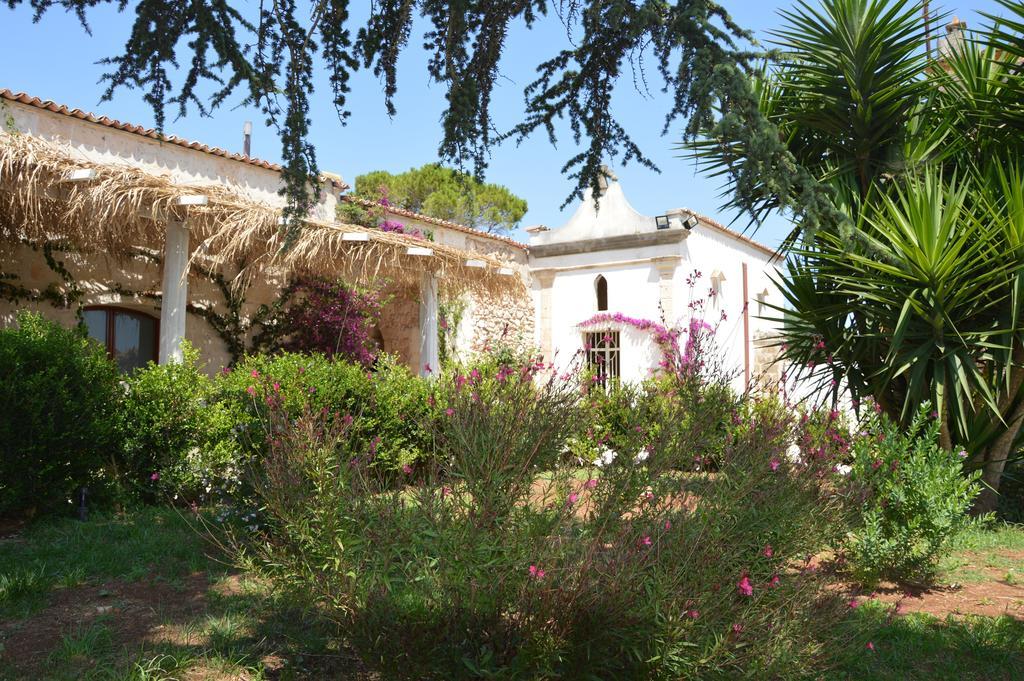 Agriturismo Tenuta Mazzetta Mesagne Exterior foto