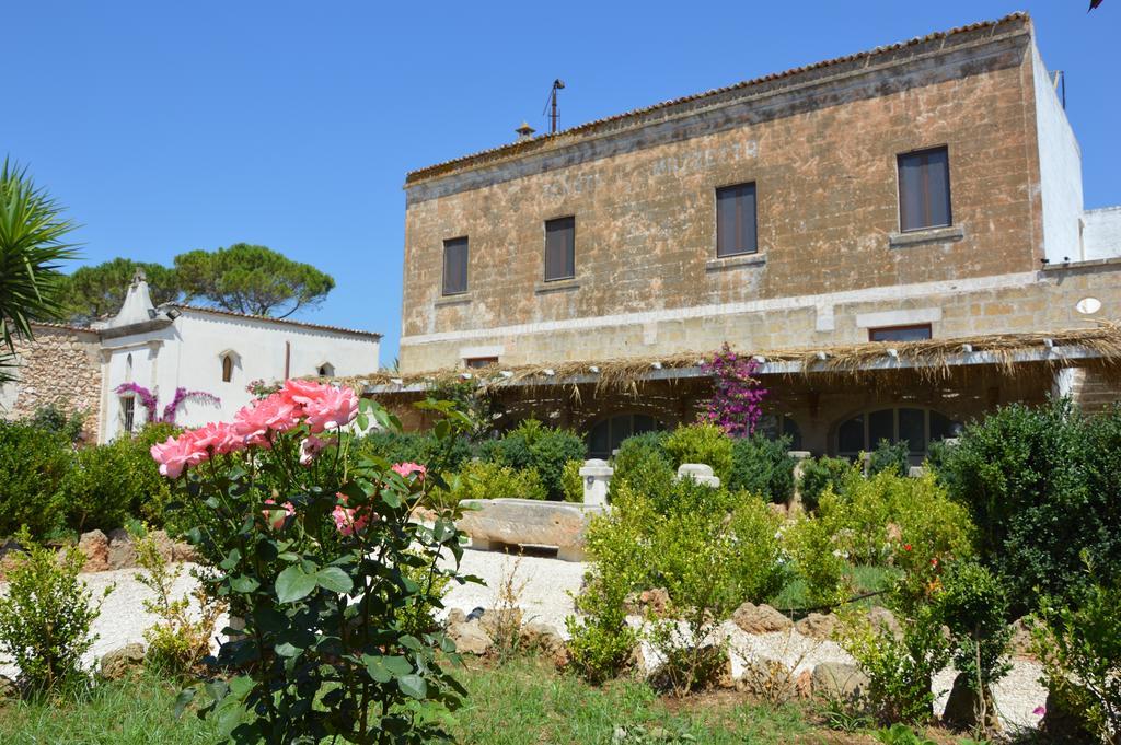 Agriturismo Tenuta Mazzetta Mesagne Exterior foto
