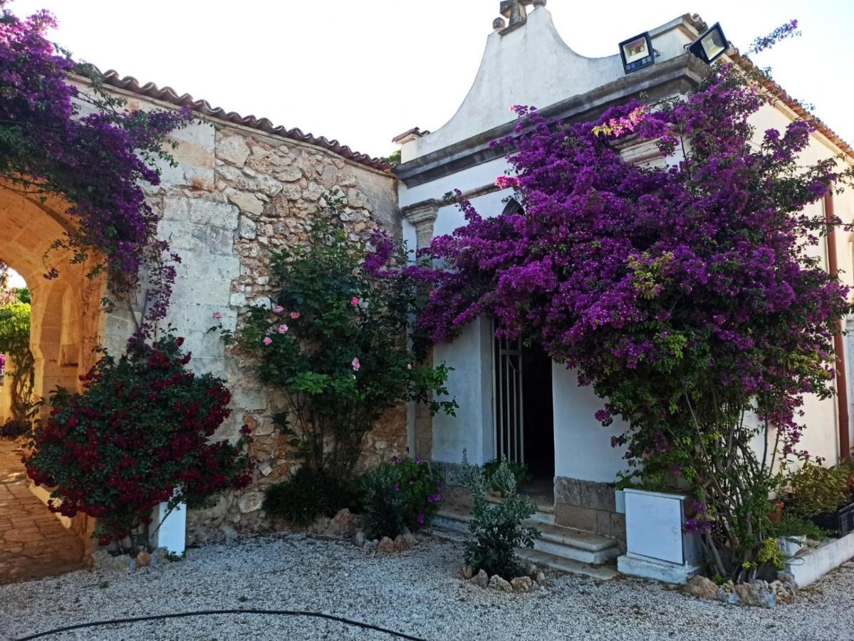 Agriturismo Tenuta Mazzetta Mesagne Exterior foto