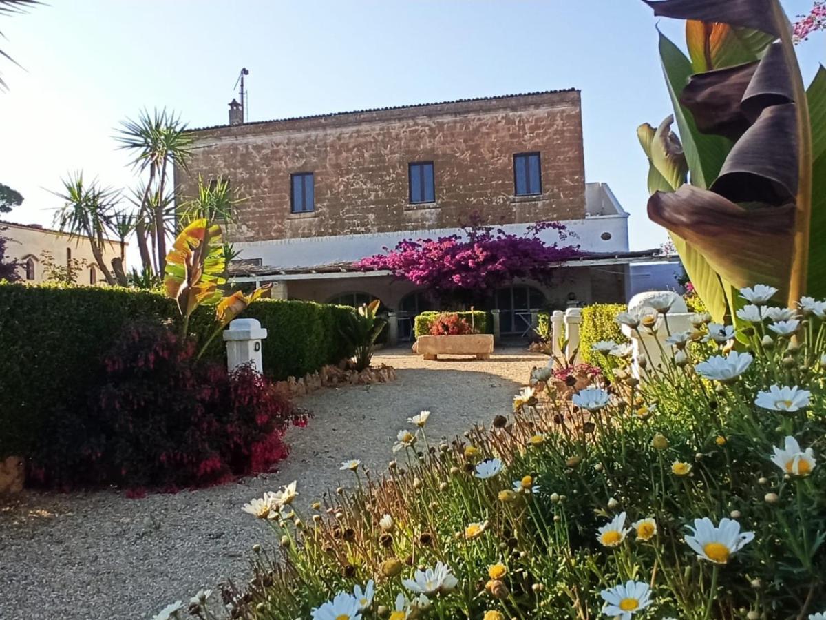 Agriturismo Tenuta Mazzetta Mesagne Exterior foto